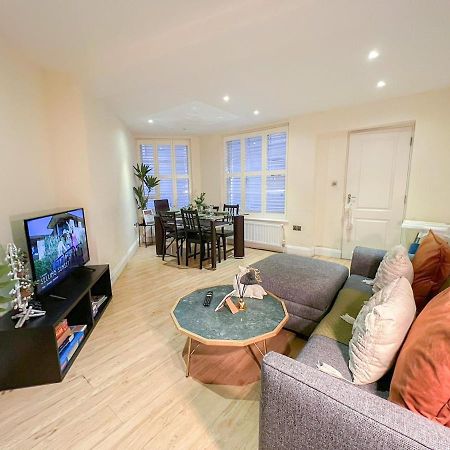 3 Bedroom Apartment With Private Terrace In Pimlico, Westminster, Victoria 伦敦 外观 照片