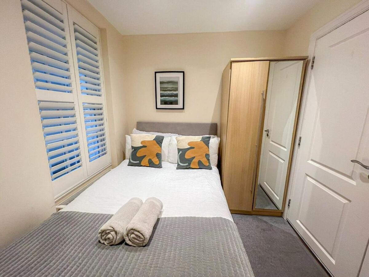 3 Bedroom Apartment With Private Terrace In Pimlico, Westminster, Victoria 伦敦 外观 照片