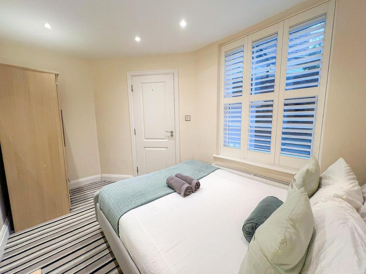3 Bedroom Apartment With Private Terrace In Pimlico, Westminster, Victoria 伦敦 外观 照片